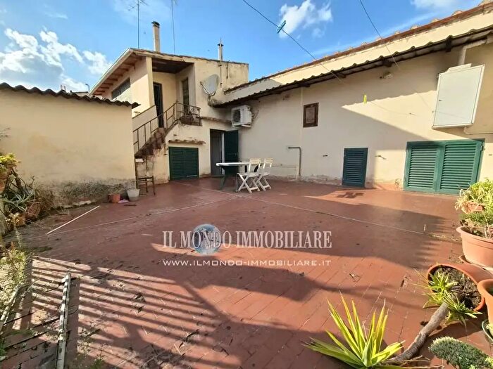 Appartamento con 5 locali in vendita in Alberti, Firenze