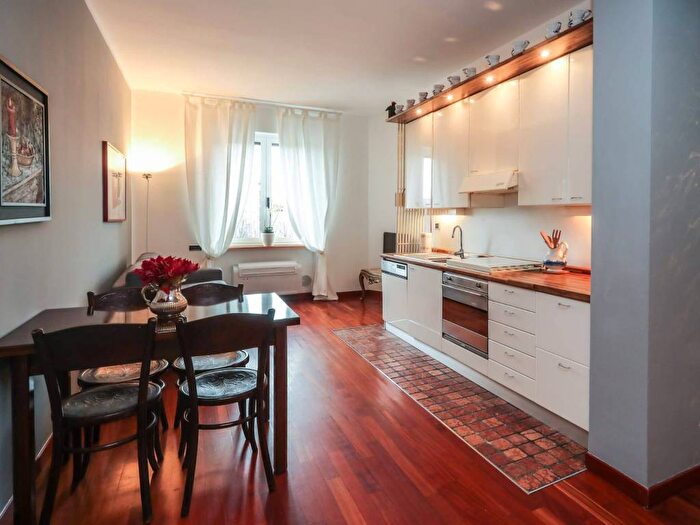 Appartamento bilocale in affitto in Via Alserio, Isola, Milano