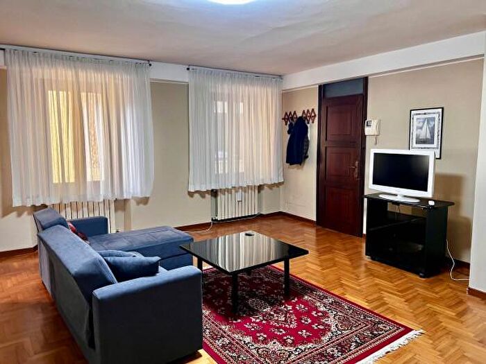 Appartamento bilocale in vendita in Via Giacomo Rubini, Romano Di Lombardia