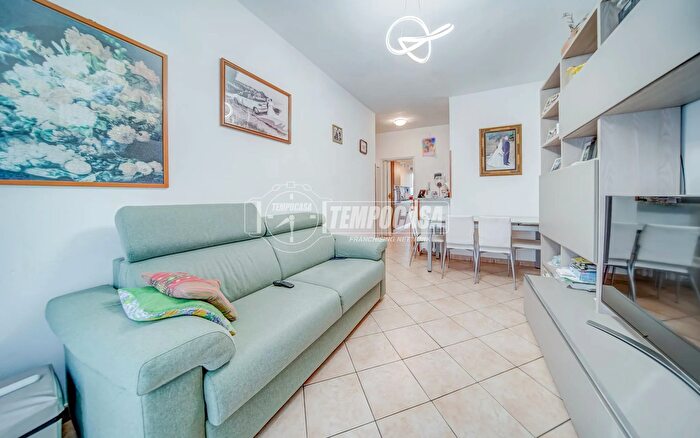 Appartamento bilocale in vendita in Via Arbusta a, Turbigo