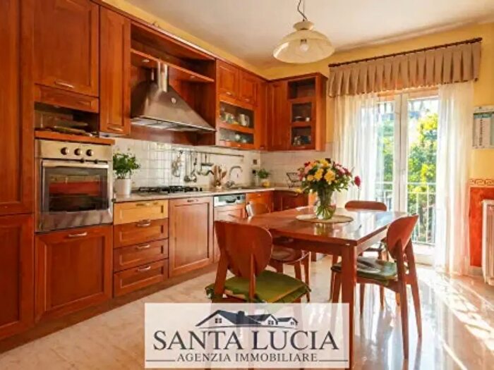 Appartamento con 6 locali in vendita in Via Sandro Pertini, Canicatti