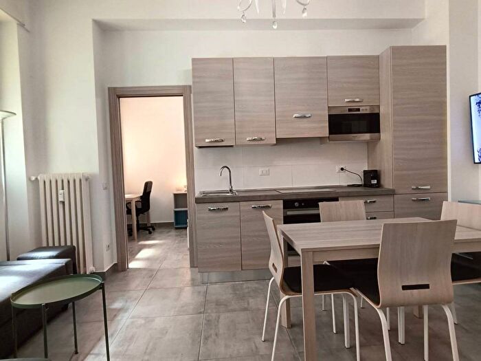 Appartamento bilocale in affitto in Ticinese, Milano