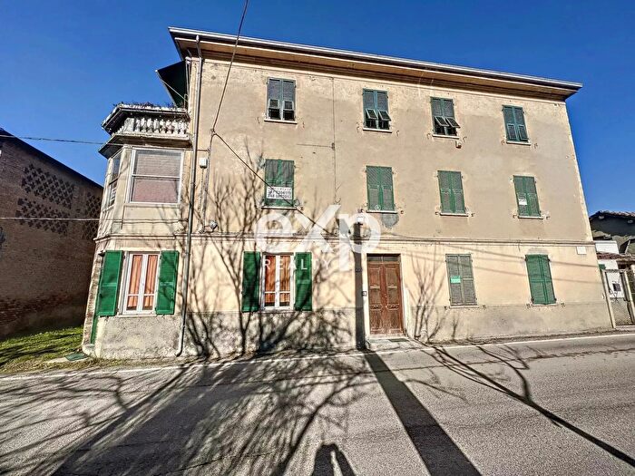 Appartamento con 5 locali in vendita in San Sebastiano Curone
