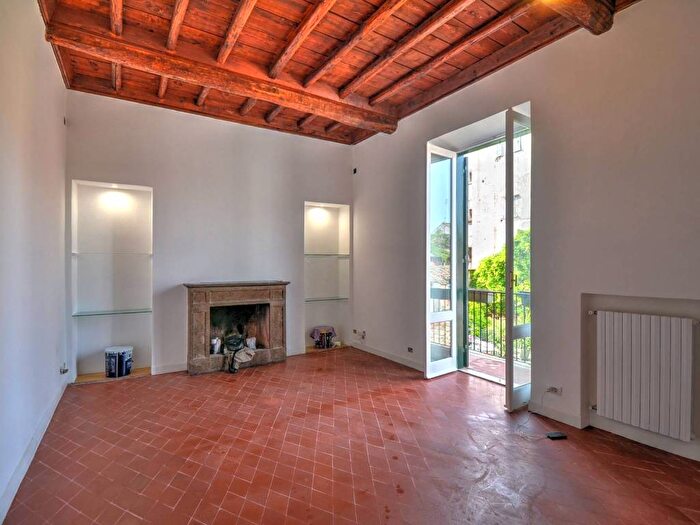 Appartamento bilocale in affitto in Piazza in Piscinula, Trastevere, Roma