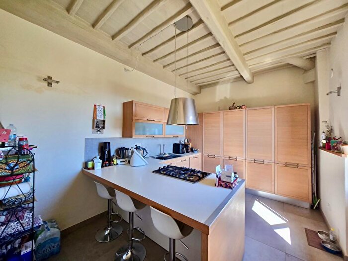 Appartamento con 5 locali in vendita in dei Cappuccini, Siena