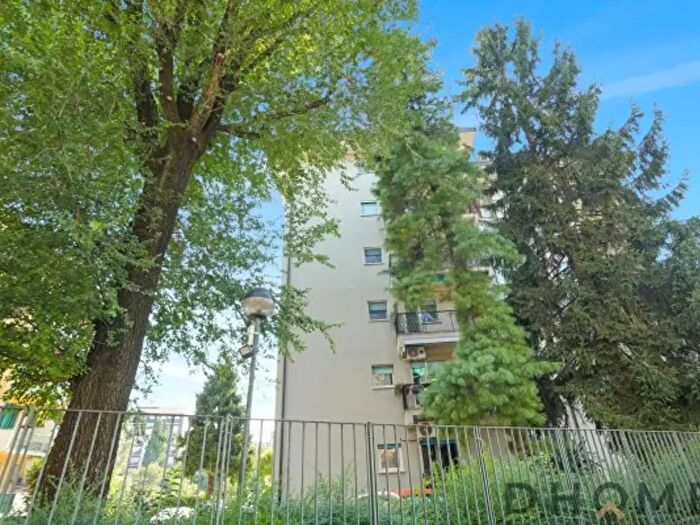 Appartamento trilocale in vendita in Via Privata Giovanni Calvino Mila, Milano