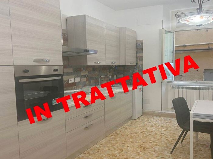 Appartamento trilocale in affitto in Via Ludovico Ariosto, Esquilino, Roma