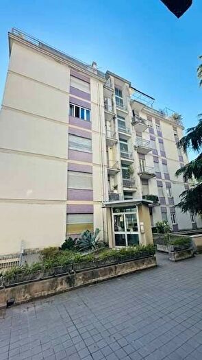 Appartamento trilocale in affitto in Valduce Crispi, Como