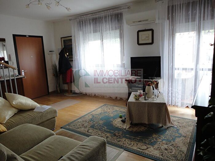 Appartamento con 5 locali in vendita in Arcola