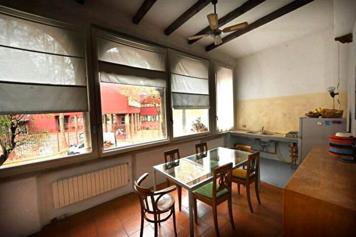 Appartamento quadrilocale in vendita in Via Nino Bixio, Brescia