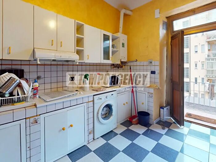 Appartamento bilocale in vendita in Via Romagnano, Torino