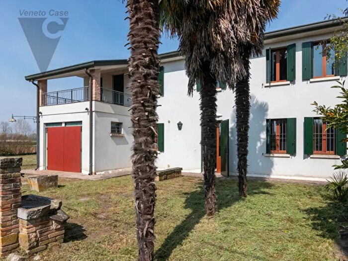 Casa quadrilocale in vendita in Ponte San Nicolo