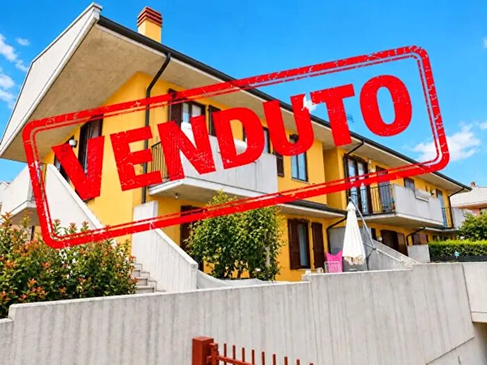 Appartamento bilocale in vendita in Via Lorenzo Lotto, Madone