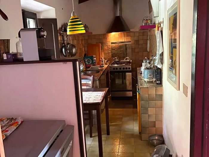 Appartamento trilocale in vendita in Riparbella