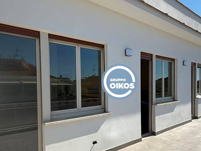 Casa con 5 locali in affitto in Via Roccaporena, Fleming, Roma