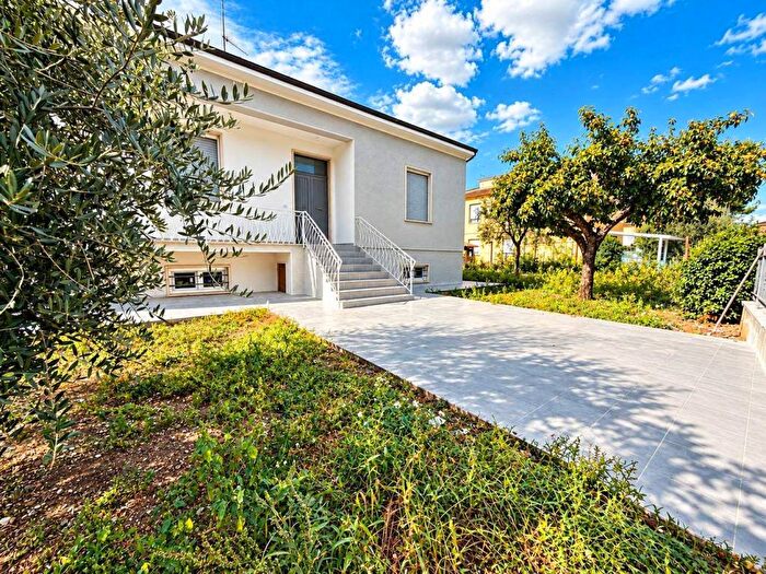 Casa trilocale in vendita in VIA STERPETE, Sanmagno Sterpete Corvia, Foligno