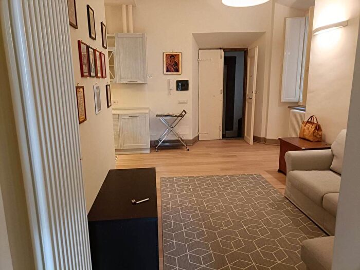 Appartamento bilocale in affitto in Piazza Mariano Buratti, San Martino al Cimino Tobia, Viterbo