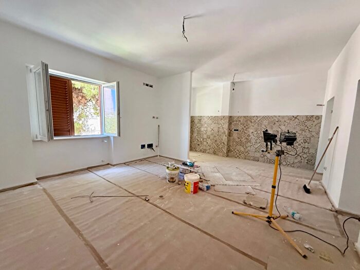 Appartamento con 6 locali in vendita in Via Caraccio Nardò Le Italia, Nardo