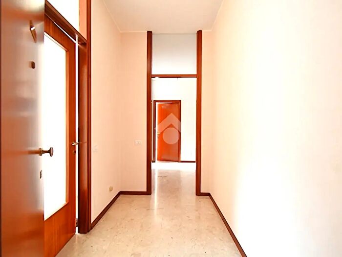 Appartamento trilocale in vendita in Via Giorgio Giulini, Como