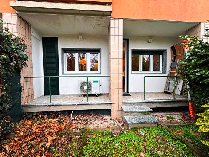 Appartamento trilocale in affitto in Via Giuseppe Pogatschnig, QT, Milano