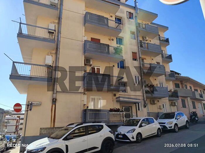 Appartamento con 5 locali in vendita in Via Monte Cencio, Ragusa