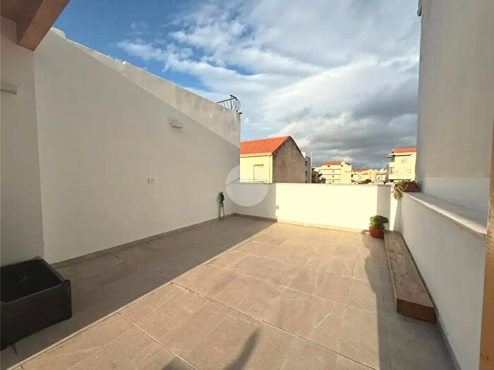 Appartamento trilocale in vendita in Zona Carrabuffas, Alghero