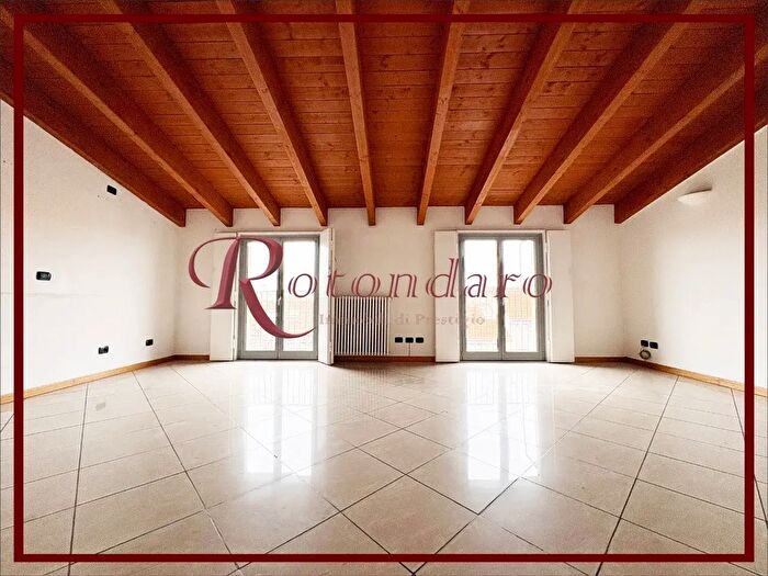 Appartamento bilocale in affitto in Via Vincenzo Monti, Milano