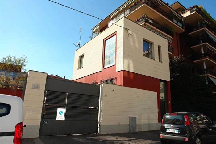 Appartamento con 7 locali in affitto in Via Rimini Torino, Torino