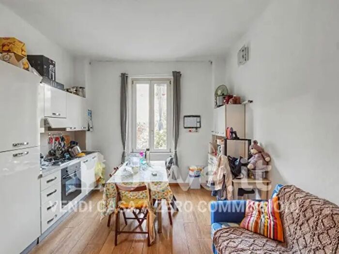 Appartamento bilocale in vendita in Via IV Novembre, Gavirate