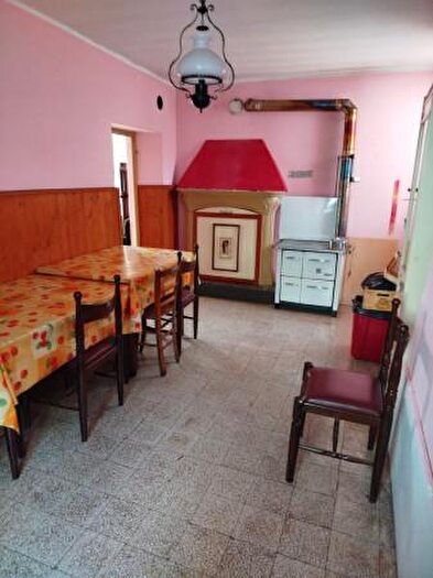 Casa quadrilocale in vendita in Via Roma, Buglio In Monte