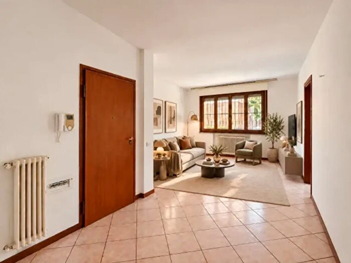 Appartamento trilocale in vendita in Via Trieste, Parma
