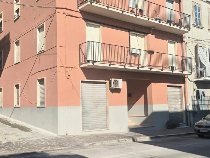 Appartamento con 7 locali in vendita in Via Roma, Cupra Marittima