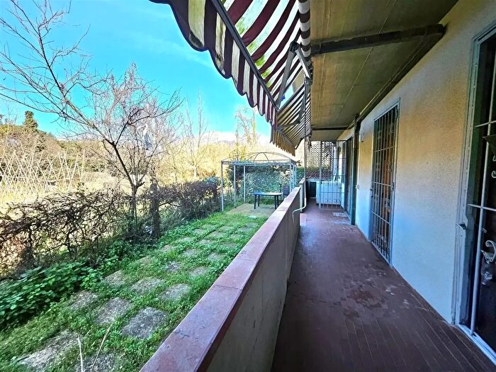 Appartamento quadrilocale in vendita in Rezzo, Massa