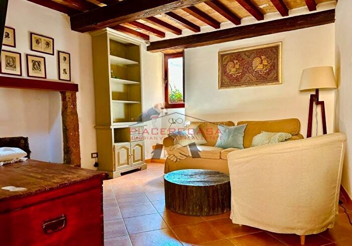 Casa trilocale in vendita in Orvieto