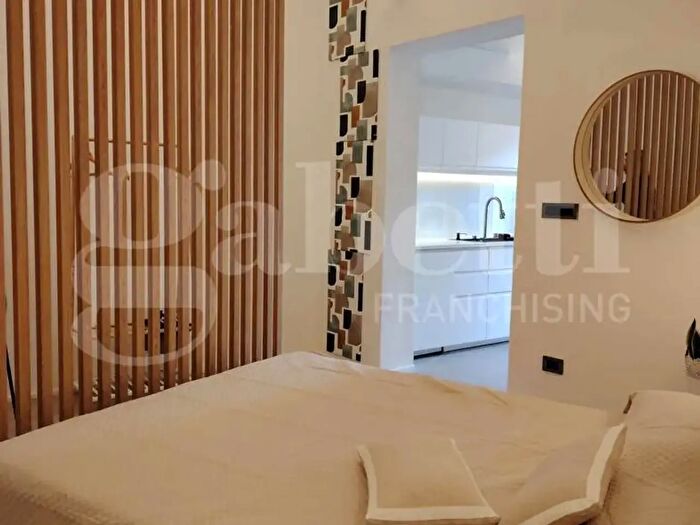 Appartamento bilocale in vendita in Via Cappuccini, Palermo