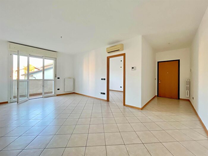 Appartamento trilocale in vendita in Mantova