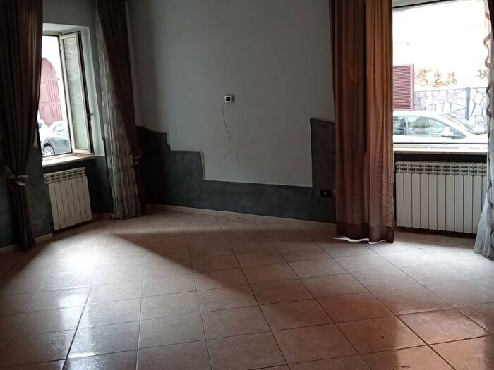 Appartamento trilocale in affitto in Via Antica Belvedere, Centro, Cardito