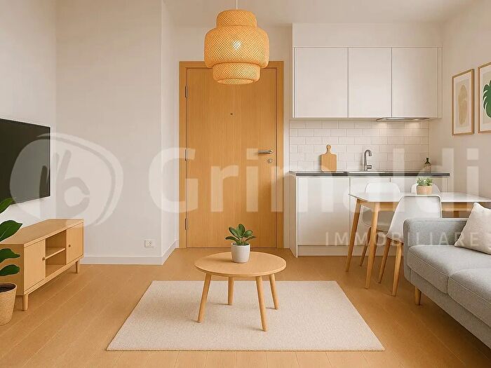 Appartamento bilocale in vendita in Via Lesa, Milano