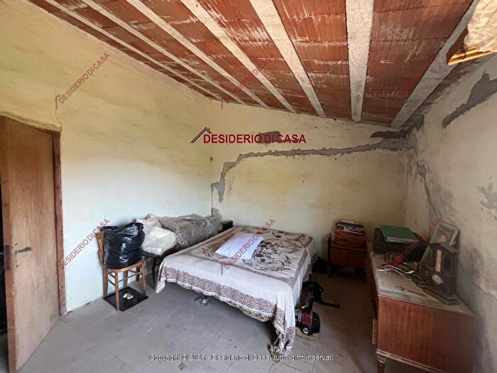 Casa trilocale in vendita in Gratteri