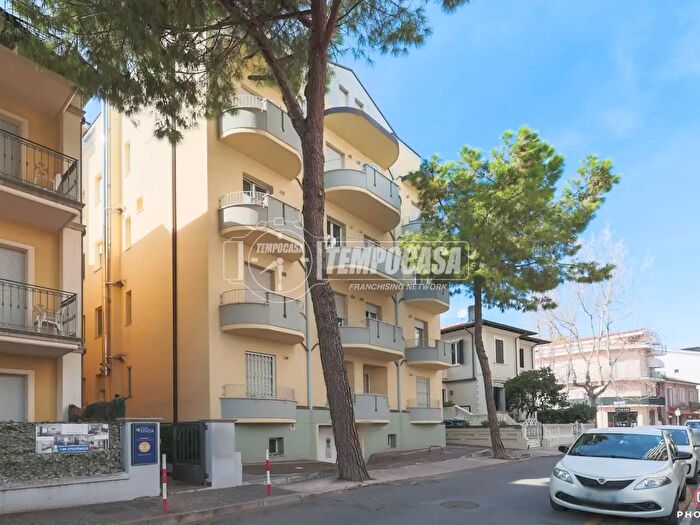 Appartamento trilocale in vendita in Via Bologna, Cattolica