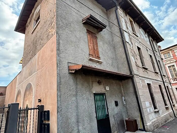 Casa trilocale in vendita in Rezzato