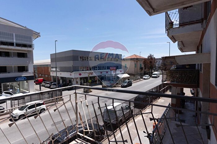 Appartamento con 6 locali in vendita in Strada Statale Sub, Messina