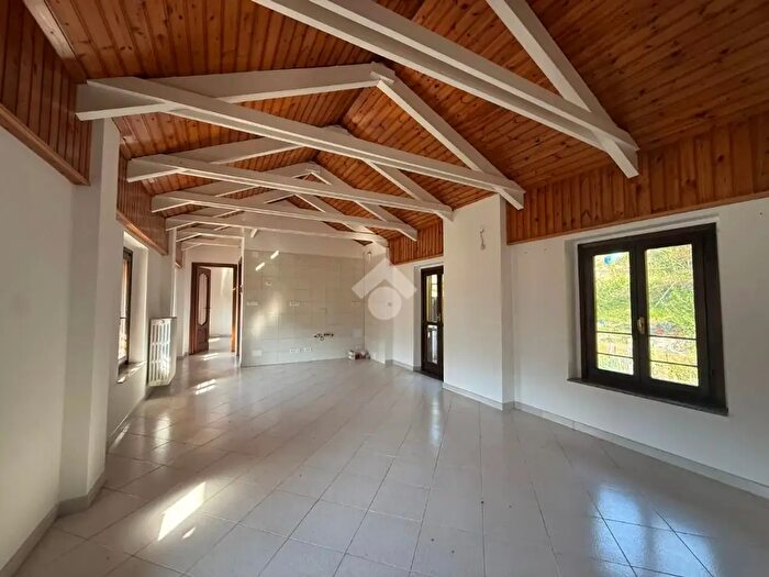 Appartamento bilocale in vendita in Via Colombaro, Lanzo Torinese