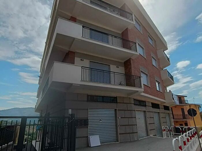 Appartamento bilocale in vendita in Via del Risorgimento, Montelibretti