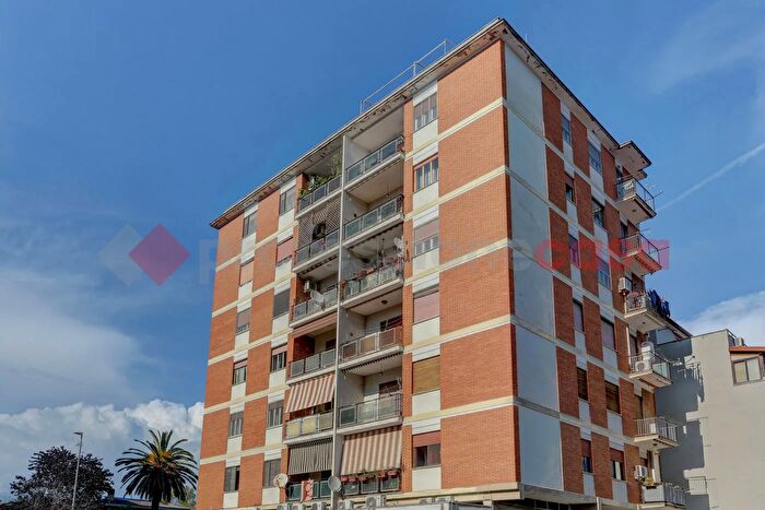 Appartamento bilocale in vendita in Via Sabaudia, Latina