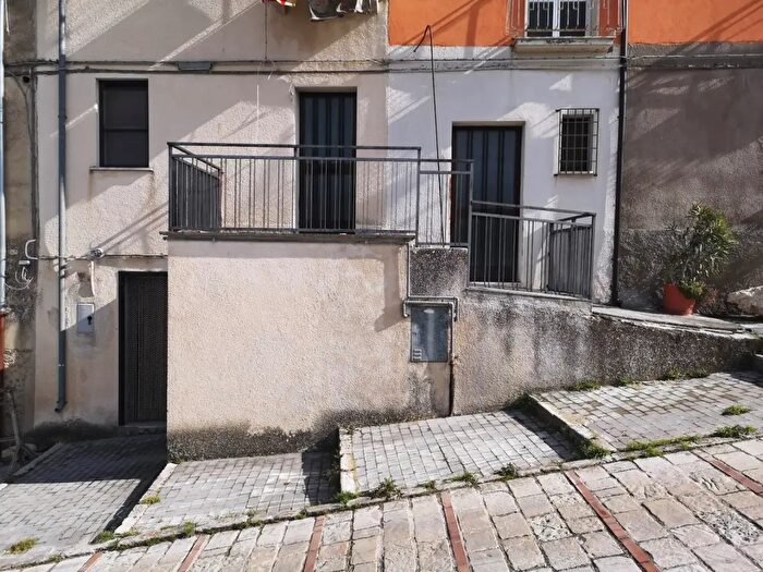 Appartamento quadrilocale in vendita in Via Campobasso, Jelsi