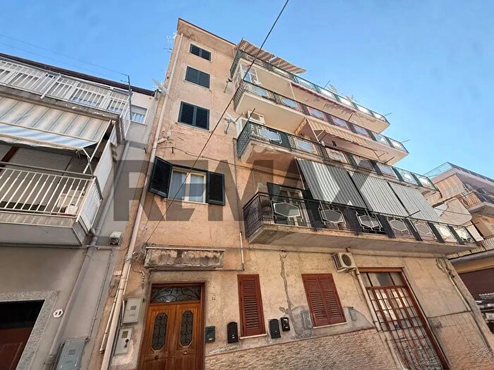 Appartamento con 5 locali in vendita in Via Galileo Galilei, Bagheria