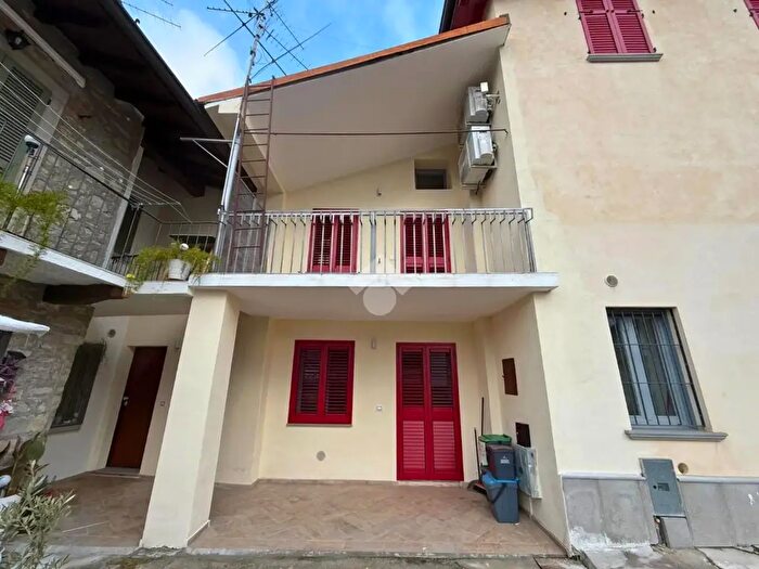 Casa trilocale in vendita in Via Gorizia, Paratico