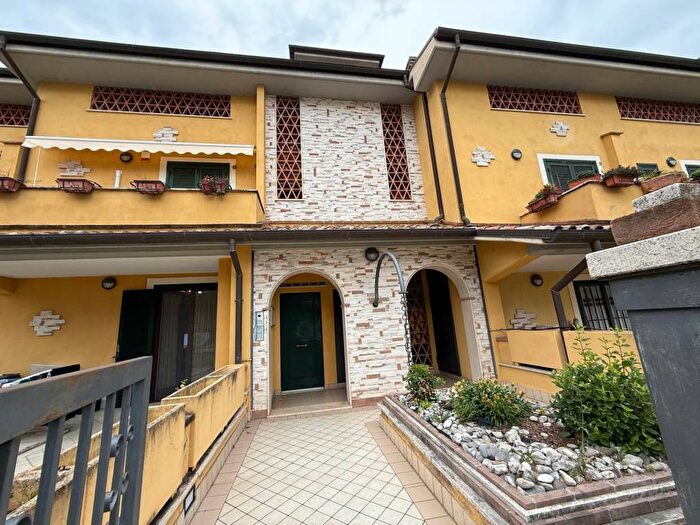 Appartamento trilocale in affitto in Strada Curva dellEdera, Centro, Narni