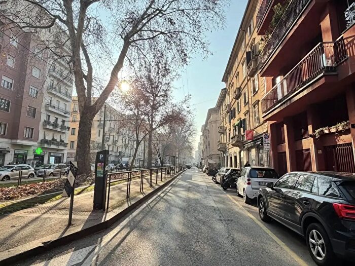 Appartamento bilocale in affitto in Viale Premuda, Milano